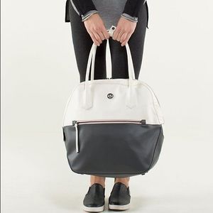 Lululemon Hatha Hour Bag